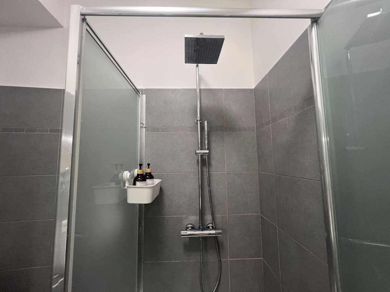 Modern Apartment In Monteverde Рим Екстер'єр фото