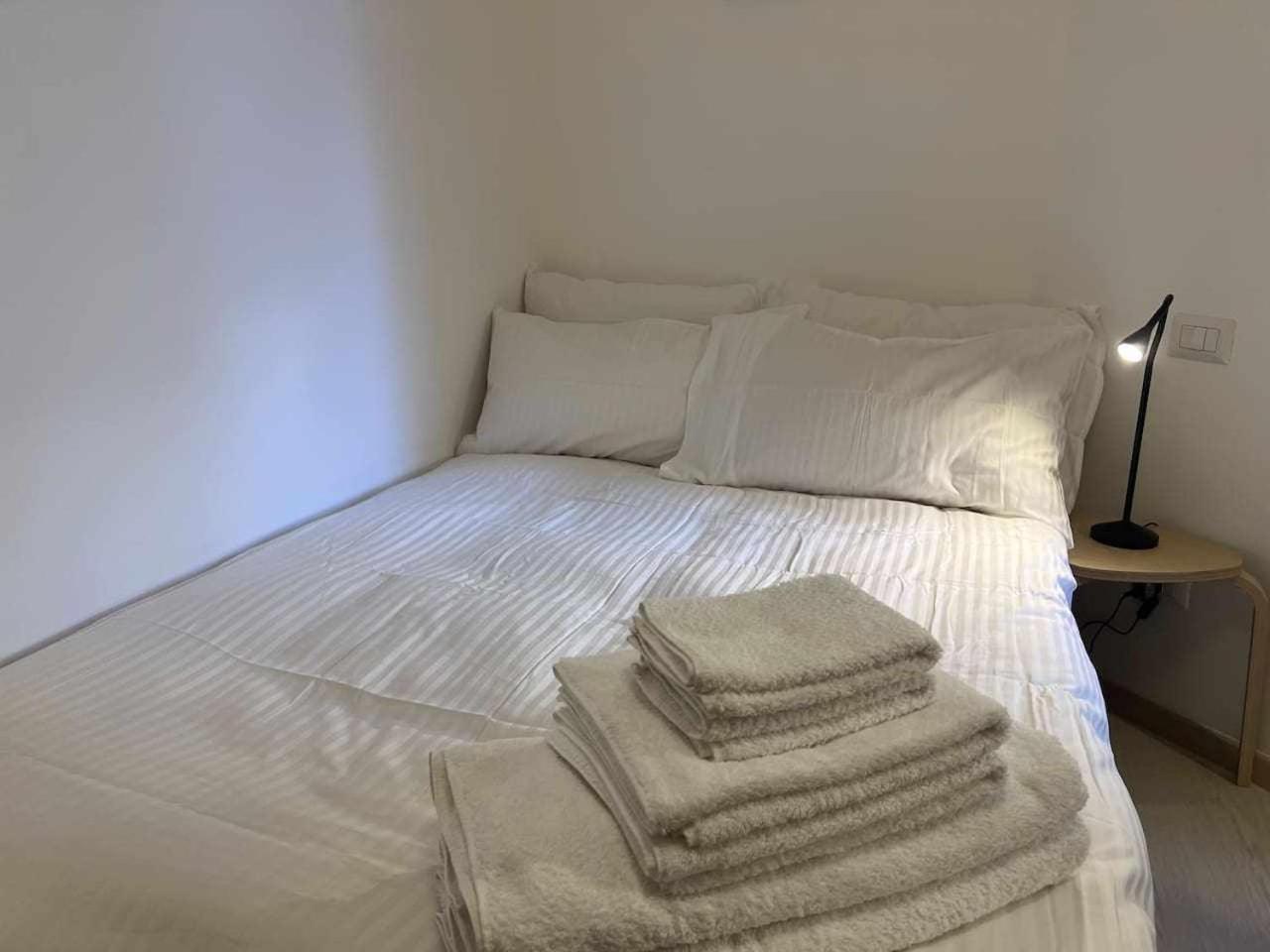 Modern Apartment In Monteverde Рим Екстер'єр фото