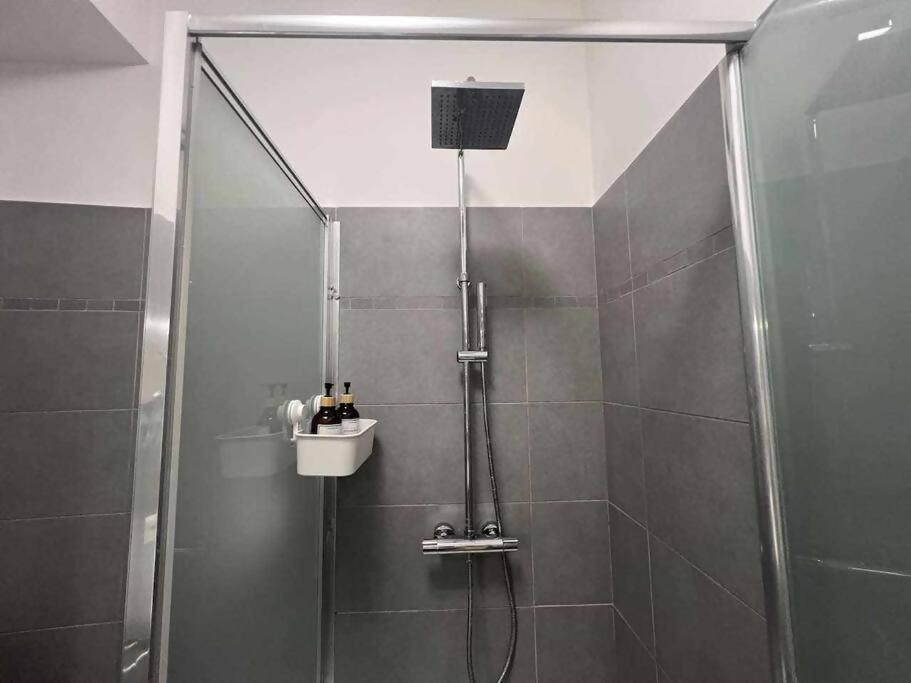 Modern Apartment In Monteverde Рим Екстер'єр фото
